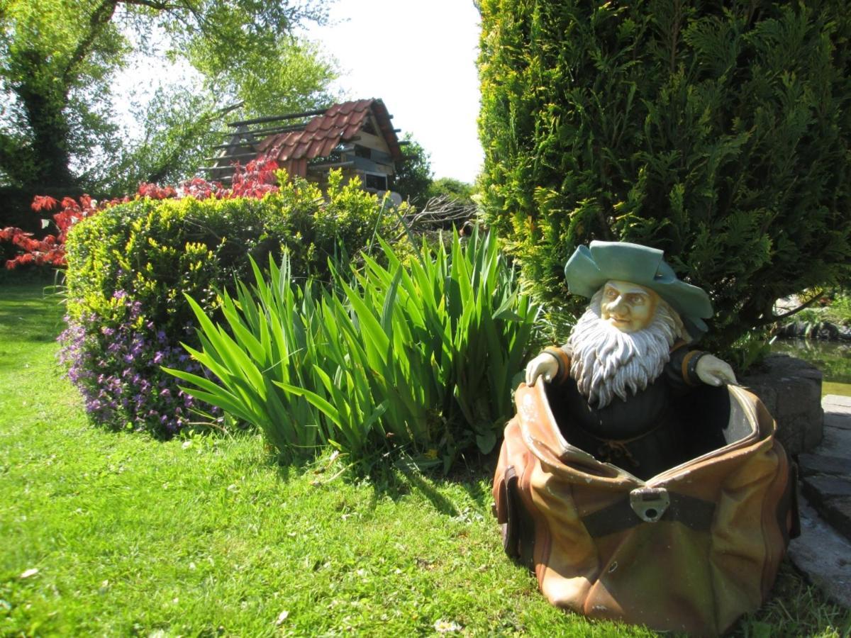 B&B Elbahof, Goed En Goedkoop! Hem 外观 照片